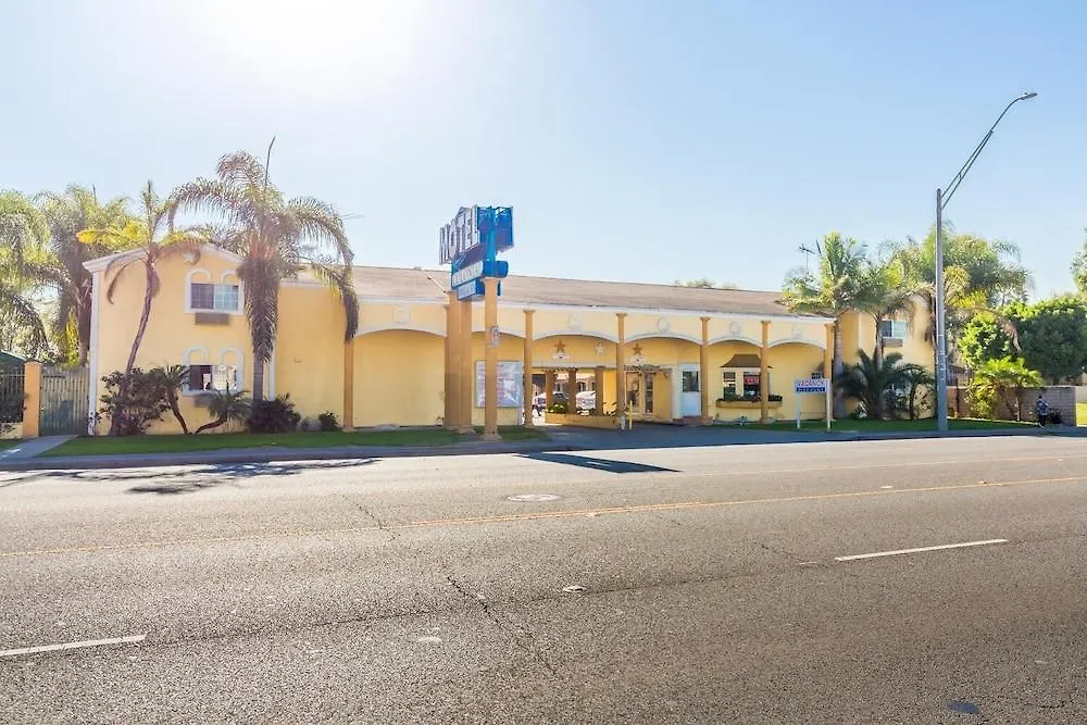 Colonial Pool & Spa Motel Long Beach